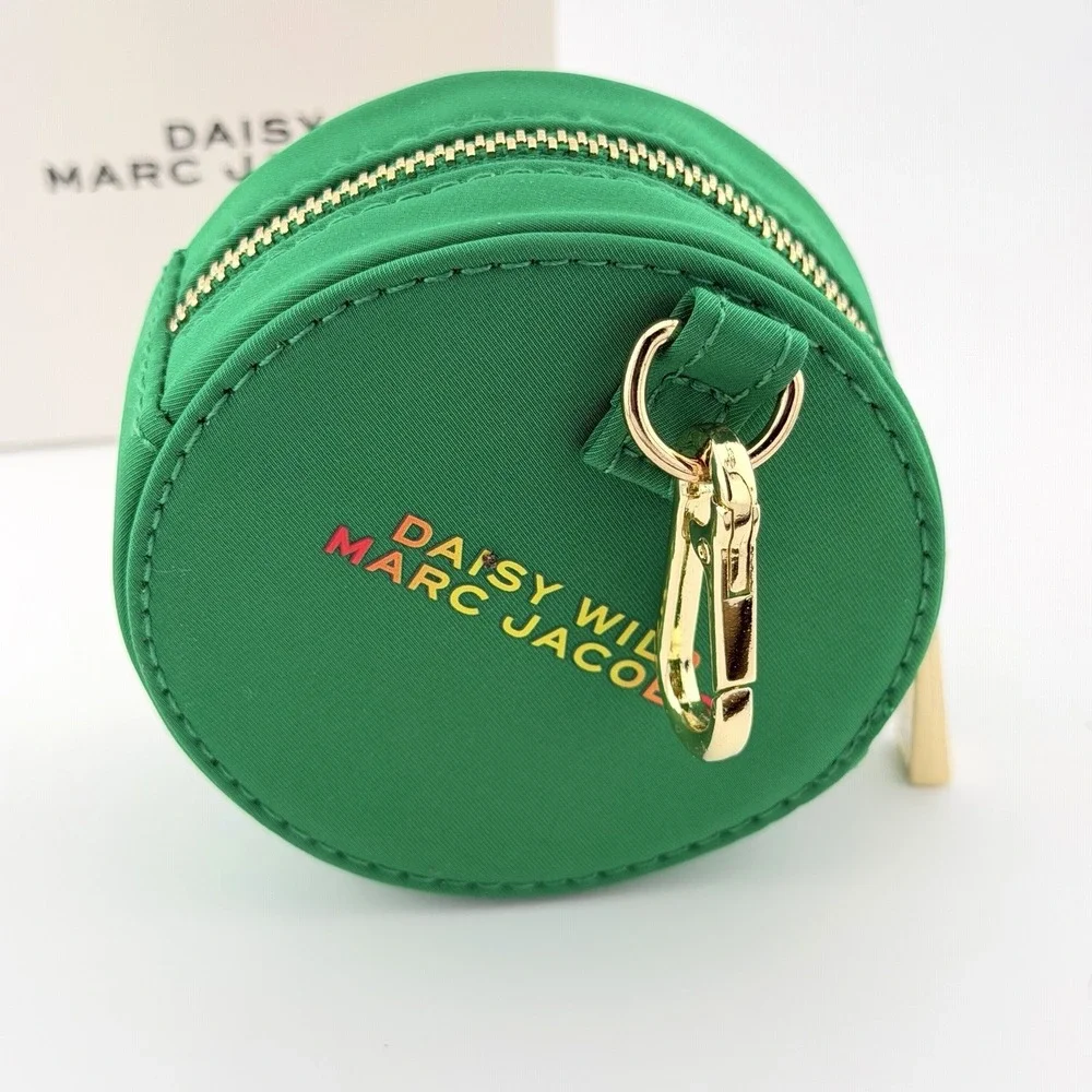 Marc Jacobs Daisy Wild Round Coin Pouch Green Floral Keychain 3.5